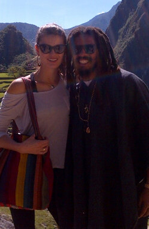 Isabeli Fontana e Rohan Marley postam comentários no <i>Twitter</i>