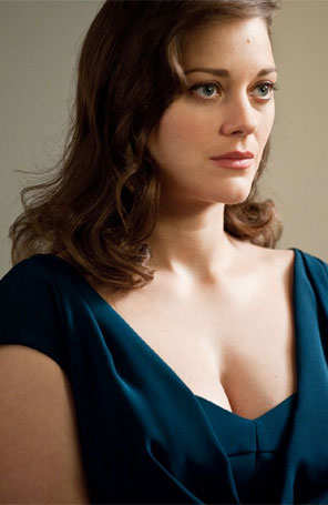 Marion Cotillard não pensa em usar <i>Botox</i> por medo de agulhas