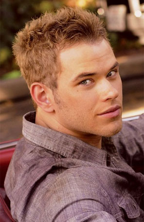 Kellan Lutz diz ter amadurecido nos relacionamentos