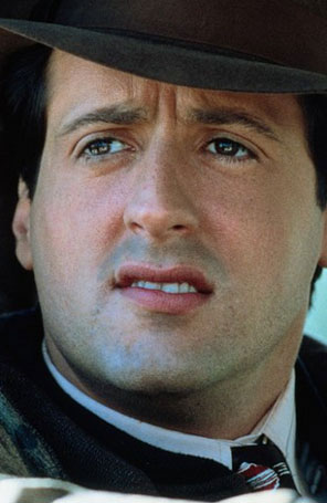 Morre meia-irmã de Sylvester Stallone