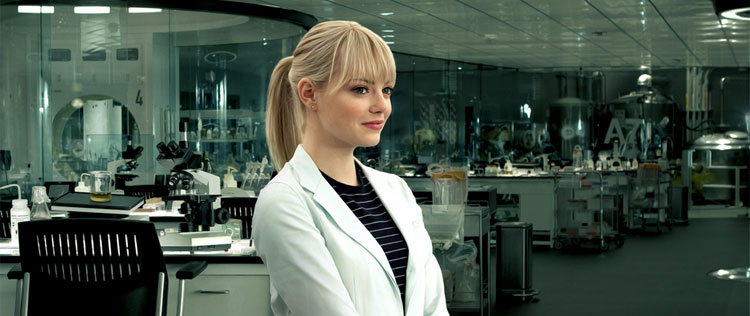 Emma Stone explica porque decidiu adotar o apelido como nome artístico