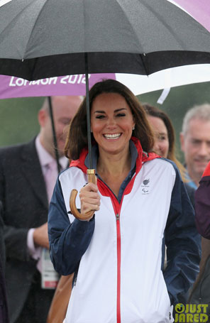 Kate Middleton assiste equipe britânica de remo na Paralimpíada