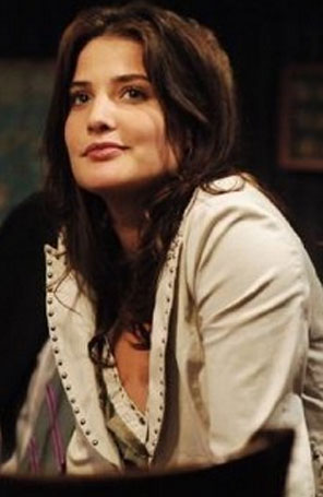 Atriz de <i>How I Met Your Mother</i> se casa com ator de <i>Saturday Night Live</i>
