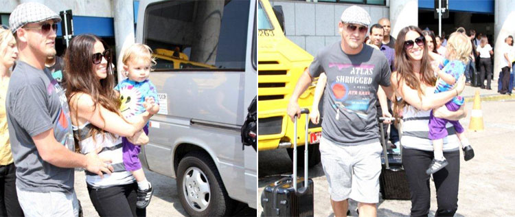 Alanis Morissette desembarca com o marido e o filho no Rio