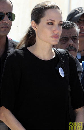 Angelina Jolie visita refugiados sírios