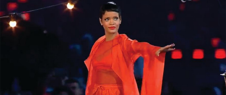 Rihanna comenta tatuagem de Chris Brown