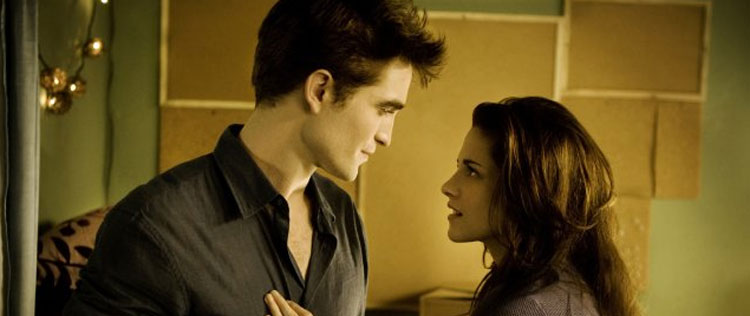 Kristen Stewart questionou Robert Pattinson sobre encontro com Katy Perry