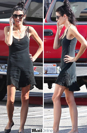 Esposa de <i> affair</i> de Kristen Stewart chama atenção pela magreza
