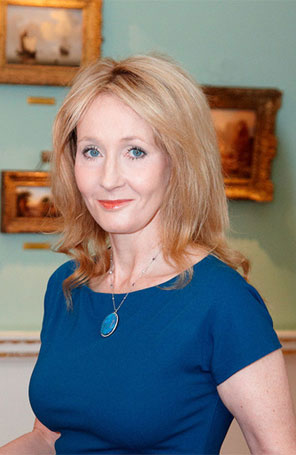 J.K. Rowling pensa em fazer nova versão de <i>Harry Potter</i>