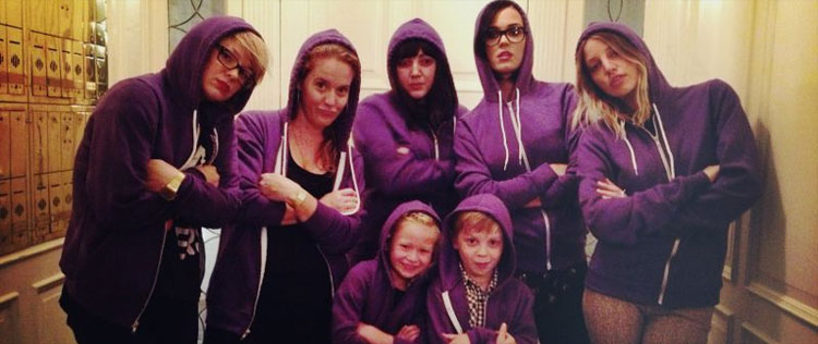 Katy Perry se veste como Justin Bieber