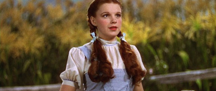 Vestido de Judy Garland em <i>Mágico de Oz</i> vai a leilão