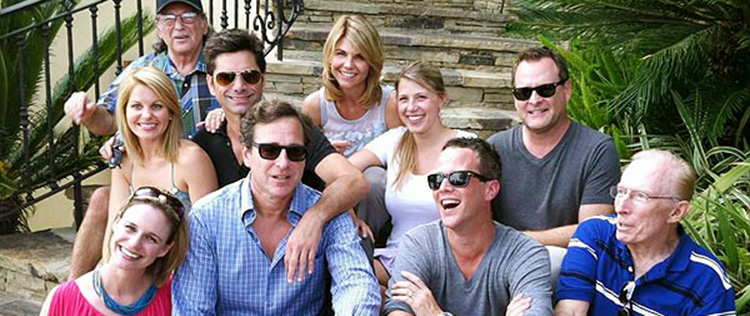 John Stamos diz que não assiste mais a <i>Full House</i>