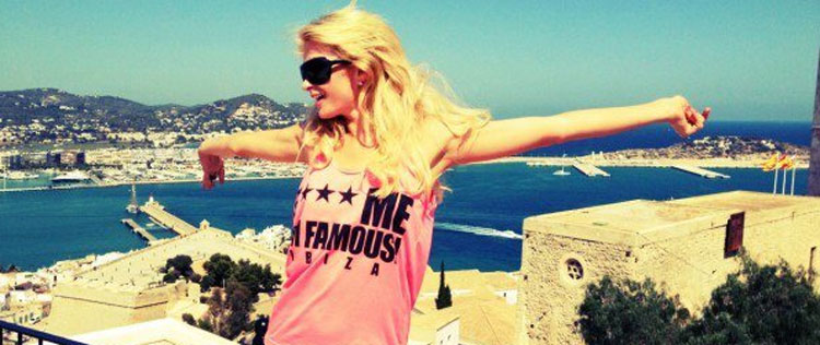 Paris Hilton processa fabricante de perfumes
