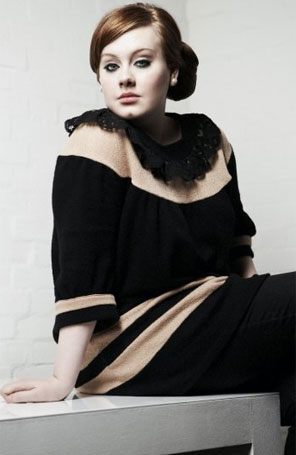 Saiba por que Adele não compareceu à <i>première</i> de <i>007 - Operação Skyfall</i>