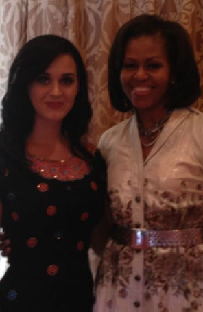 Katy Perry comemora seu aniversário com Michelle Obama