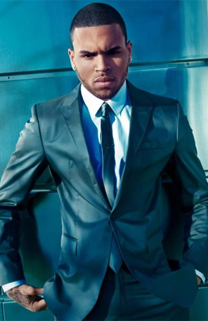 Chris Brown lança fundação beneficente dedicada à jovens