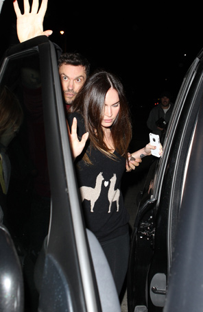 Megan Fox e Brian Austin Green são fotografados juntos pela primeira vez após nascimento do filho