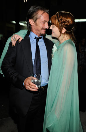 Sean Penn estaria flertando com Florence Welch