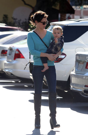 Colorista de January Jones explica o novo <i>look</i>