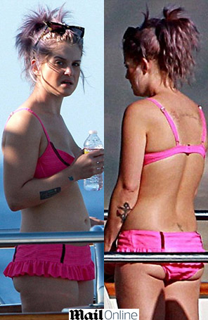 Kelly Osbourne é flagrada de biquíni no México. Veja!