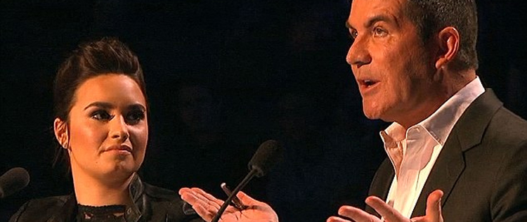 Demi Lovato sugere que Simon Cowell nunca se casará