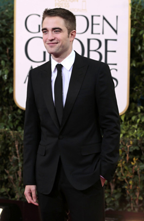 Kristen Stewart vai à festa pós-<i>Globo de Ouro</i> com Robert Pattinson