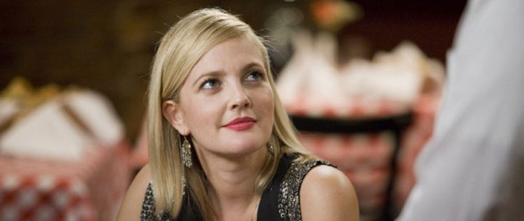 Drew Barrymore ainda tem as maquiagens da época do colégio. Entenda!