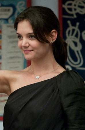 Katie Holmes não vai apresentar coleção na Semana de Moda de Nova York
