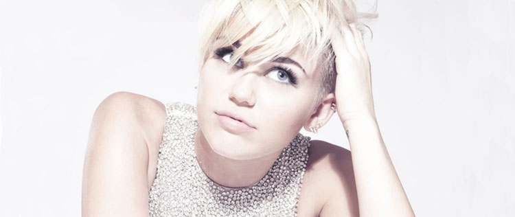 - <i>Você nunca vai me ver de cabelo comprido de novo</i>, diz Miley Cyrus