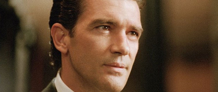 Antonio Banderas contrata sua esposa para atuar em seu novo filme