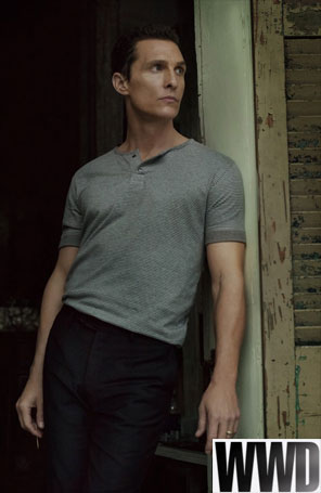 Matthew McConaughey modela sua coleção de roupas