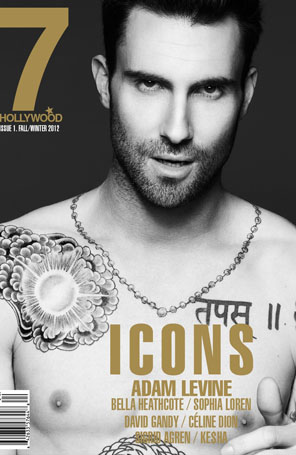 Adam Levine posa para ensaio sensual em revista