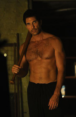 Dylan McDermott entra para piloto com Toni Collette