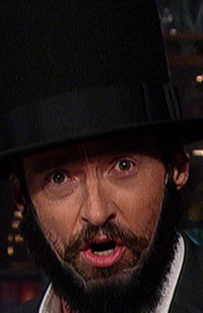 Hugh Jackman se veste de Abraham Lincoln para balançar eleitores do <i>Oscar</i>