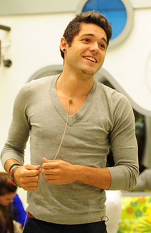 Nasser ganha prova do anjo e carro no <i>BBB 13</i>