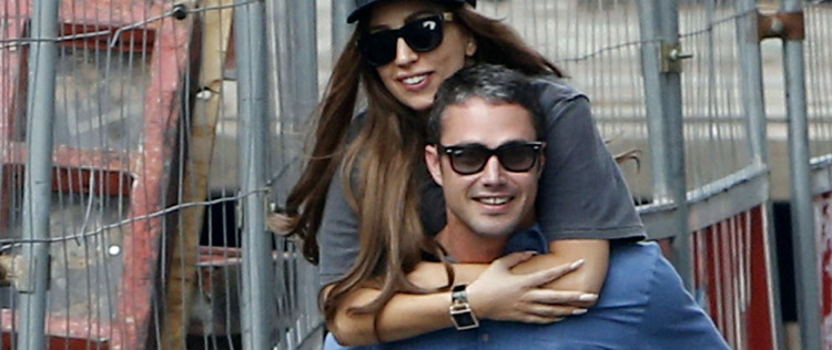 Lady Gaga pode se casar