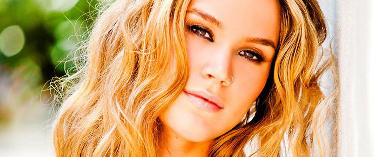 Joss Stone termina namoro, diz jornal