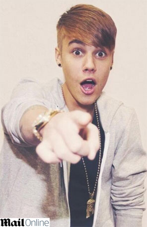 Justin Bieber volta a usar franja. Veja!