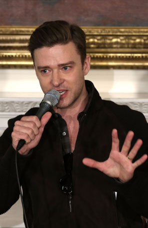 Justin Timberlake se apresenta na Casa Branca