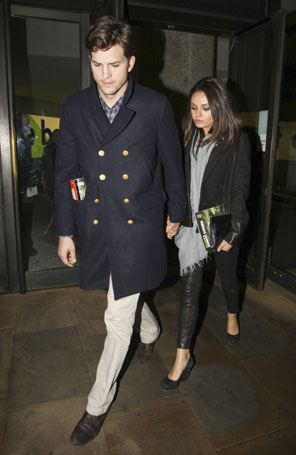 Ashton Kutcher e Mila Kunis aproveitam fim de semana romântico na Bélgica