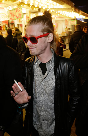 Macaulay Culkin é confundido com mendigo, saiba mais!