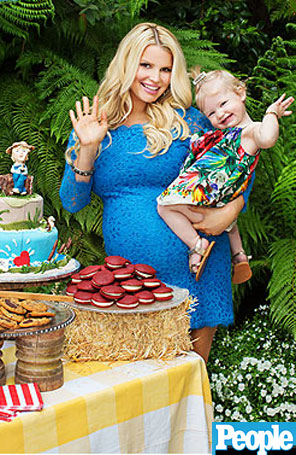 Jessica Simpson está ansiosa para vestir seu bebê, entenda!