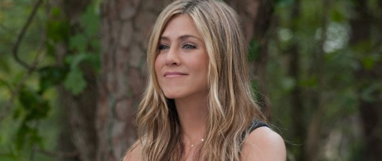 Jennifer Aniston ainda não escolheu o vestido de noiva
