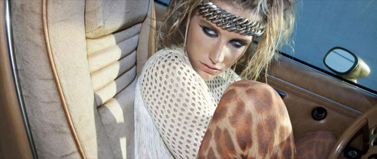 - <i>Tenho amor pelas Kardashians</i>, revela Ke$ha
