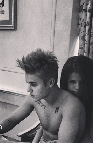 Justin Bieber publica imagem com Selena Gomez. Veja!