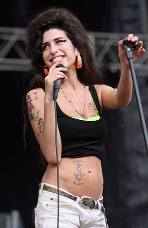Amy Winehouse ganhará tributo em Londres. Saiba!