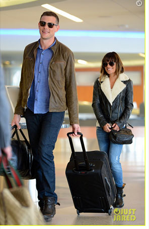 Cory Monteith deixa a <i>rehab</i> e viaja com Lea Michele