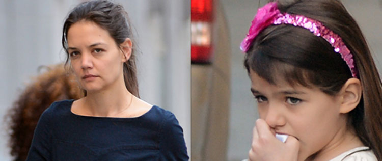 Katie Holmes é flagrada sem maquiagem ao pegar Suri na escola