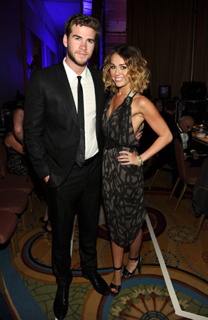 Miley Cyrus quer fazer terapia de casal com Liam Hemsworth