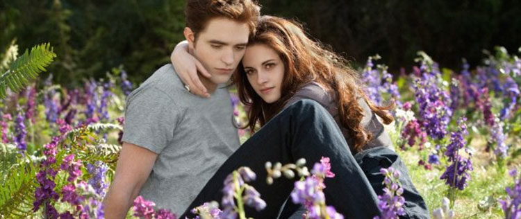 Robert Pattinson e Kristen Stewart tirarão férias românticas